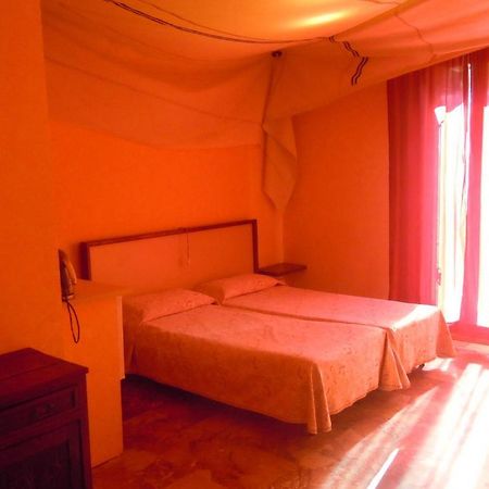 Cadoro Hotel Venedig Værelse billede